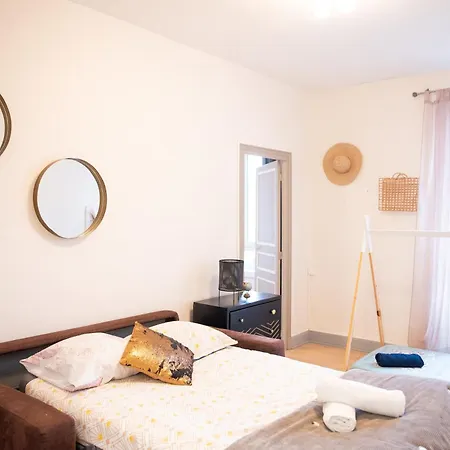 Les Tomettes Du Midi - élégance&authenticité Apartamento *